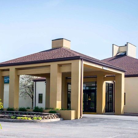 Quality Inn New Columbia-Lewisburg Екстериор снимка