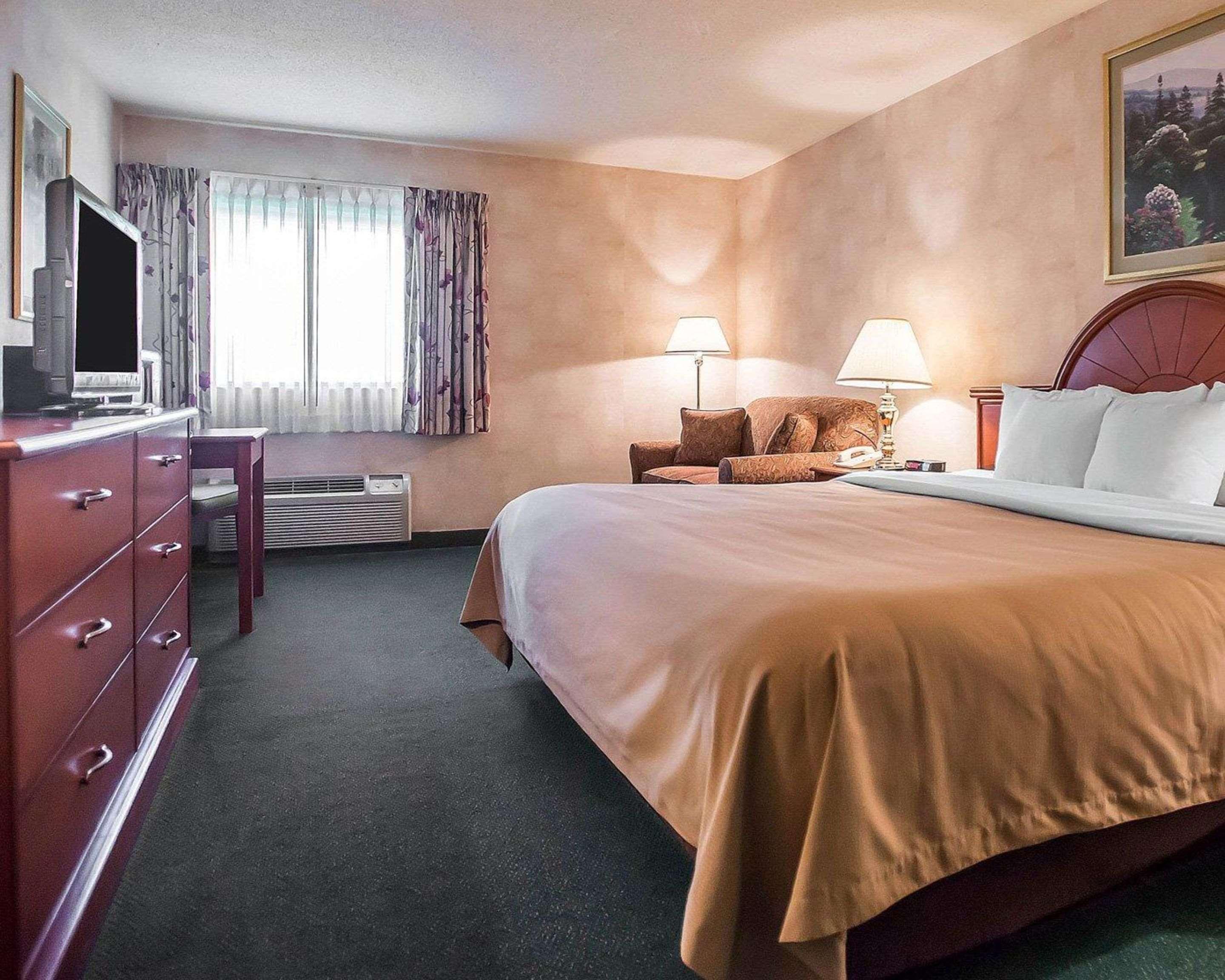 Quality Inn New Columbia-Lewisburg Екстериор снимка