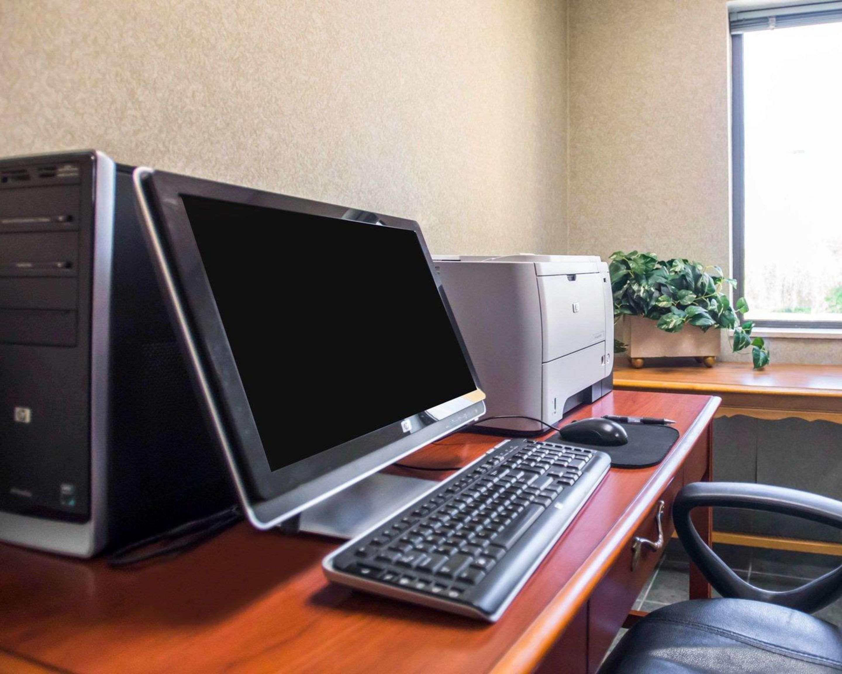 Quality Inn New Columbia-Lewisburg Екстериор снимка