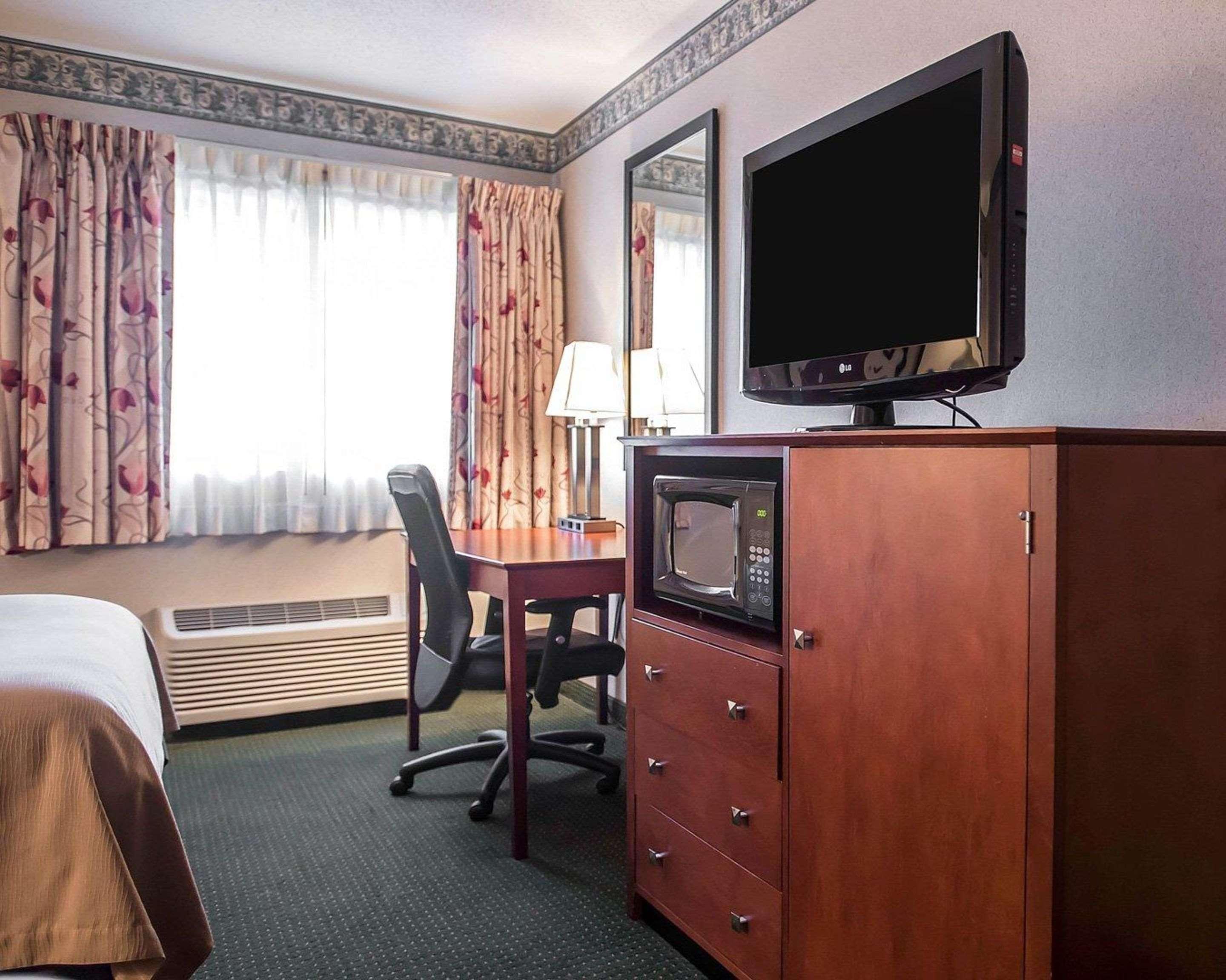 Quality Inn New Columbia-Lewisburg Екстериор снимка