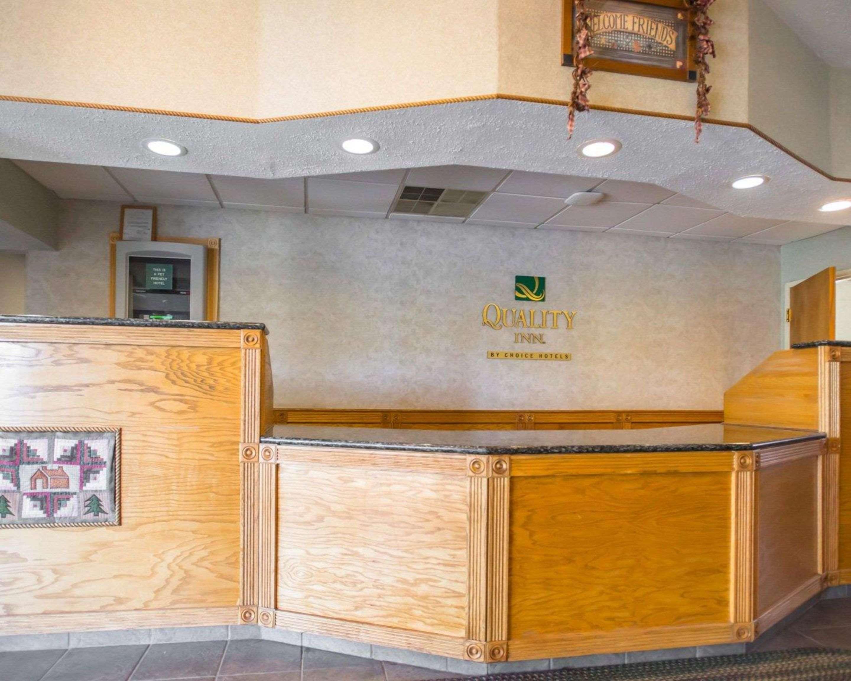 Quality Inn New Columbia-Lewisburg Екстериор снимка