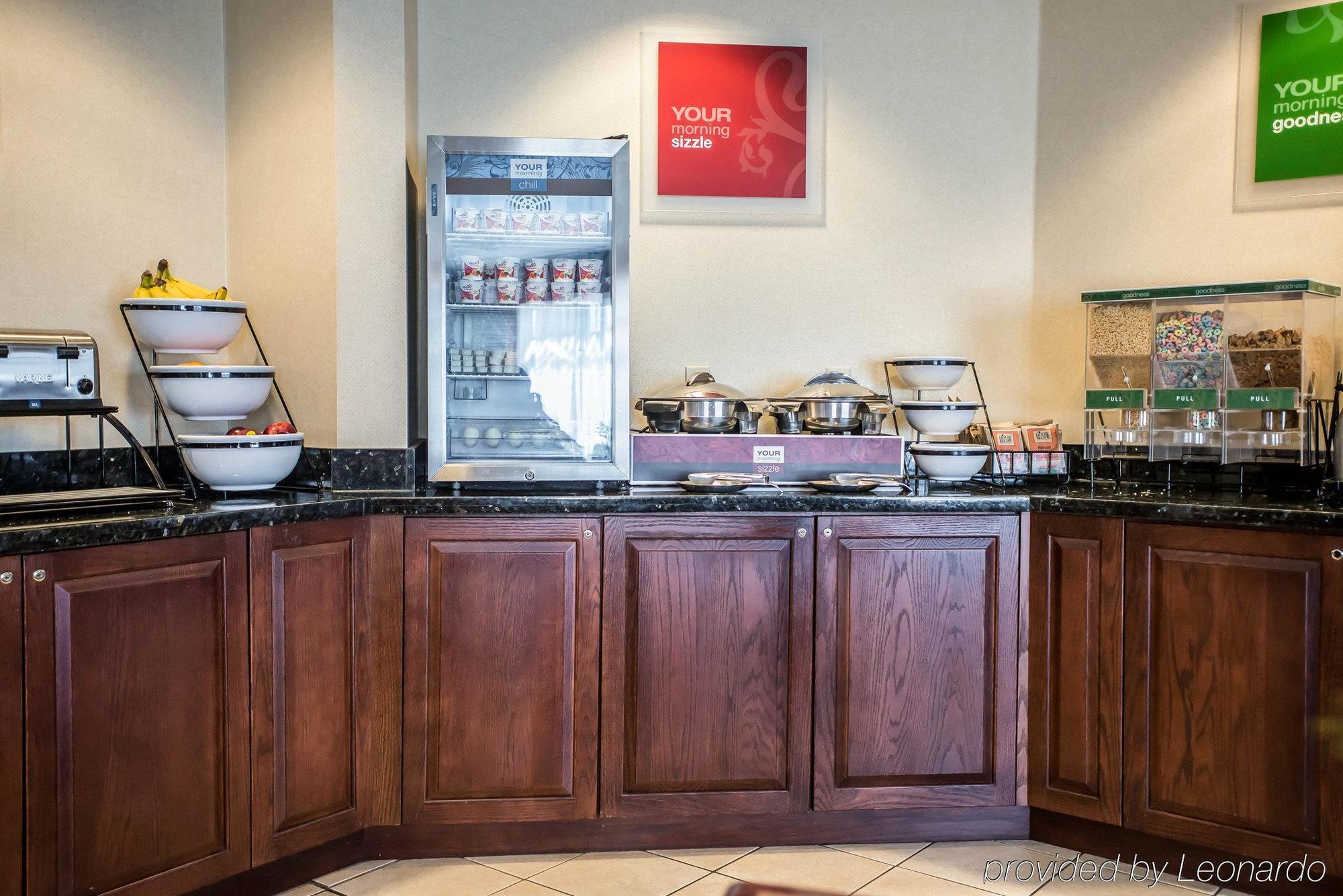 Quality Inn New Columbia-Lewisburg Екстериор снимка