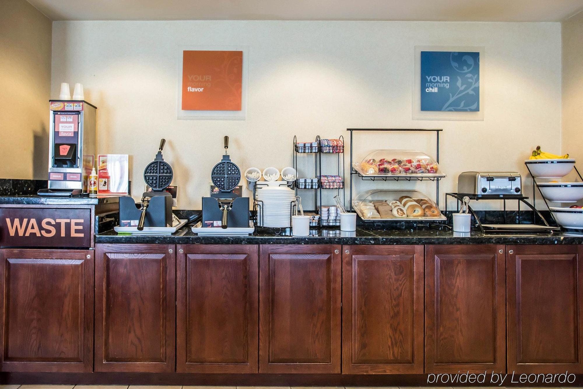 Quality Inn New Columbia-Lewisburg Екстериор снимка