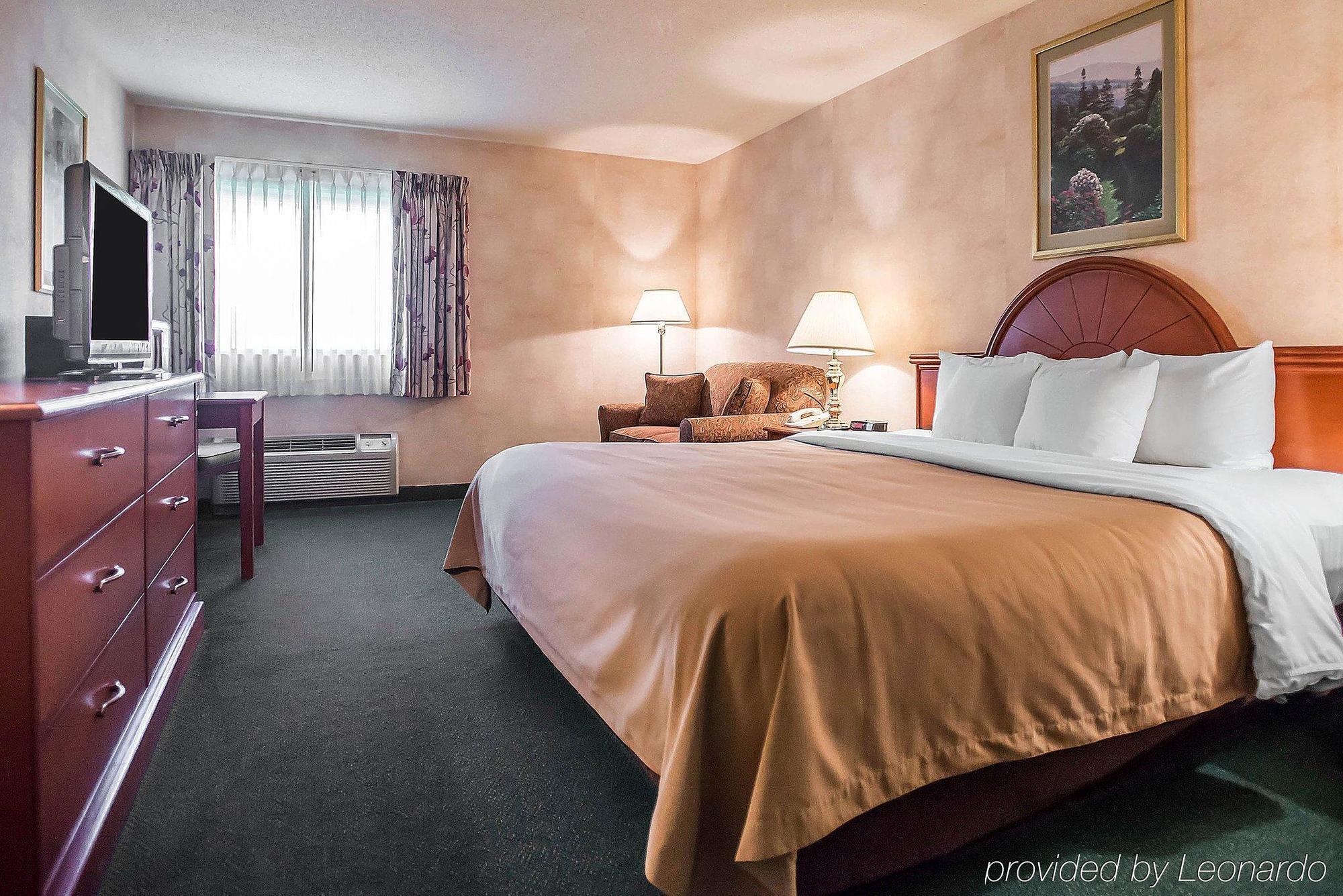 Quality Inn New Columbia-Lewisburg Екстериор снимка