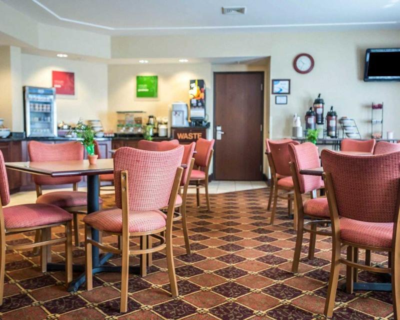 Quality Inn New Columbia-Lewisburg Екстериор снимка